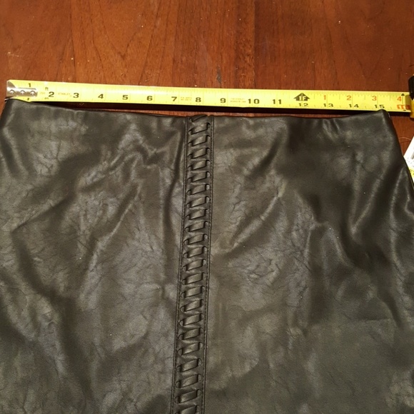 17:10 - INC Faux/Vegan Whip Stitch Mini Skirt - Picture 3 of 7